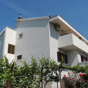 Dolac Apartament Sveti Filip i Jakov
